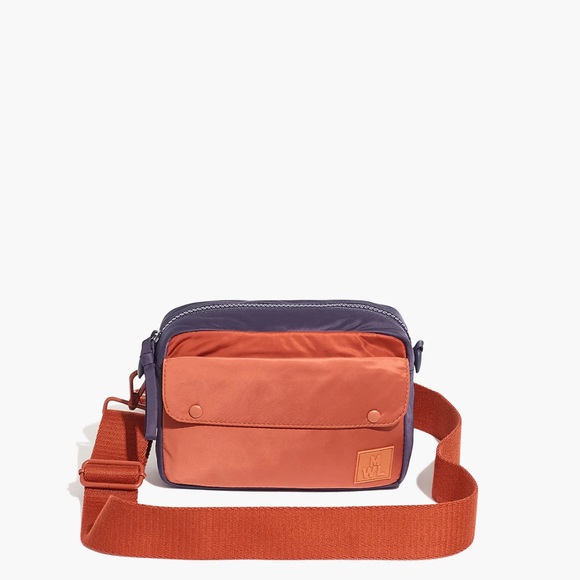 Madewell THE SPORT CAMERA BAG IN COLORBLOCK Color: DARK BALTIC MULTI - Picture 8 of 8